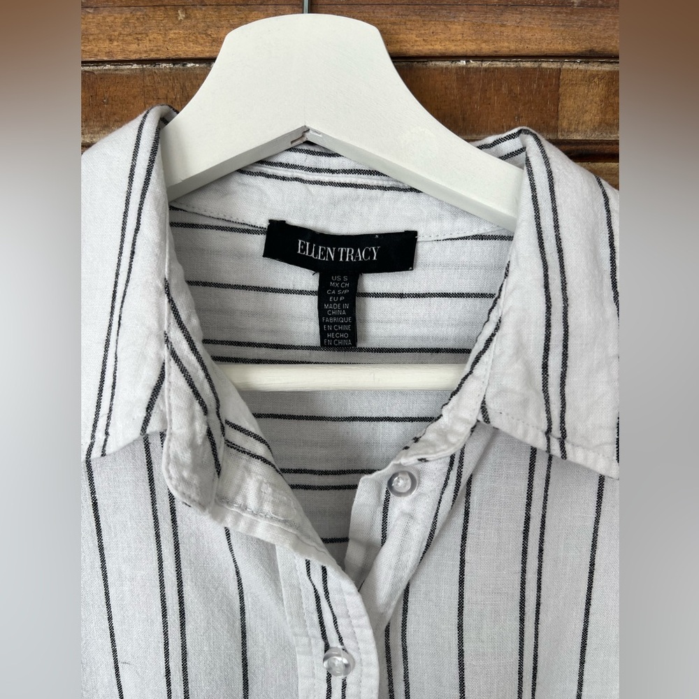 Ellen Tracy Women’s White and Black Striped Shirt
